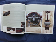 Lade das Bild in den Galerie-Viewer, VW Phaeton MJ 2002 Box mit 4 Prospekten - Prospekt Brochure + Daten 01.2002