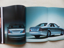Lade das Bild in den Galerie-Viewer, Mercedes-Benz S-Klasse Typ 220 MJ 2000 - Hardcover Prospekt Brochure 05.1999