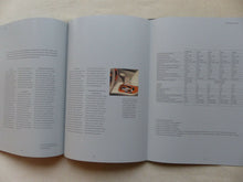 Lade das Bild in den Galerie-Viewer, Mercedes-Benz S-Klasse Typ 220 MJ 2000 - Hardcover Prospekt Brochure 05.1999