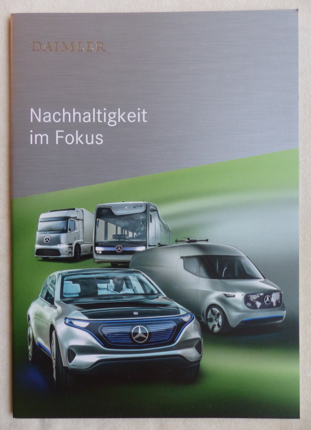 Daimler Mercedes Elektro Fahrzeuge Mobilität EQ Hybrid PKW LKW - Prospekt 2017