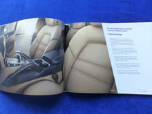 Lade das Bild in den Galerie-Viewer, Porsche Cayenne S Turbo Typ PO536 MJ 2018 - Hardcover Prospekt Brochure 09.2017
