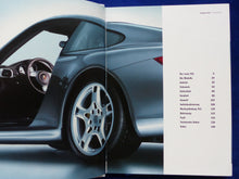 Lade das Bild in den Galerie-Viewer, Porsche 911 Carrera S Typ 997 MJ 2005 - Hardcover Prospekt + Preisliste 12.2004
