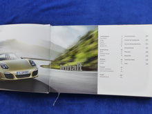 Lade das Bild in den Galerie-Viewer, Porsche Boxster S GTS Typ 981 MJ 2016 - Hardcover Prospekt Brochure 03.2015
