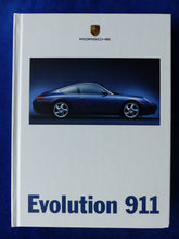 Lade das Bild in den Galerie-Viewer, Porsche 911 Carrera Coupe Cabrio Typ 996 - Hardcover Prospekt Brochure 02.1998
