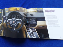 Lade das Bild in den Galerie-Viewer, Porsche Cayenne S Turbo Typ PO536 MJ 2018 - Hardcover Prospekt Brochure 09.2017
