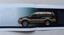 Lade das Bild in den Galerie-Viewer, Ssangyong 4x4 Programm - Musso KJ - Prospekt Brochure 1995

