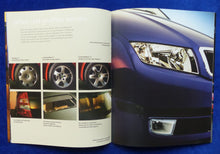 Lade das Bild in den Galerie-Viewer, Skoda Fabia - Ausstattung Polster Farben MJ 2000 - Prospekt Brochure 02.2000
