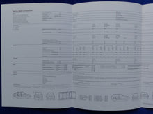 Lade das Bild in den Galerie-Viewer, Ford Escort XR3i - Daten &amp; Ausstattungen MJ 1983 - Prospekt Brochure 10.1982
