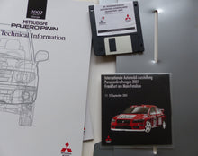 Lade das Bild in den Galerie-Viewer, Mitsubishi Pajero L200 Carisma 2002 - Pressemappe CD-Rom press-kit IAA 09.2001
