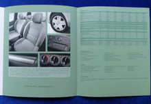 Lade das Bild in den Galerie-Viewer, Renault Clio Campus Sondermodell MJ 2005 - Prospekt Brochure 10.2004
