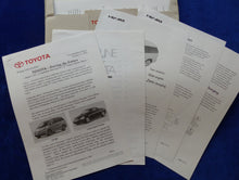Lade das Bild in den Galerie-Viewer, Toyota Tokyo Motor Show 1999 - Pressemappe + CD-Rom press-kit 10.1999 englisch
