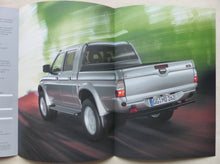 Lade das Bild in den Galerie-Viewer, Mitsubishi L200 Liberty Sondermodell MJ 2004 - Prospekt Brochure 08.2003
