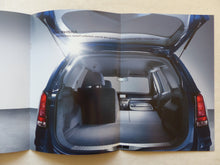 Lade das Bild in den Galerie-Viewer, Opel Astra Caravan MJ 2005 - Prospekt Brochure 04.2004
