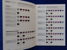 Lade das Bild in den Galerie-Viewer, Mitsubishi Farben &amp; Polster Modellprogramm 2002 - Prospekt Brochure 09.2001
