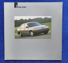 Lade das Bild in den Galerie-Viewer, Ford 1991 Escort GT LX - US-Prospekt Brochure 08.1990 USA Großformat
