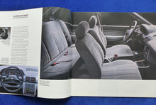 Lade das Bild in den Galerie-Viewer, Ford 1991 Escort GT LX - US-Prospekt Brochure 08.1990 USA Großformat
