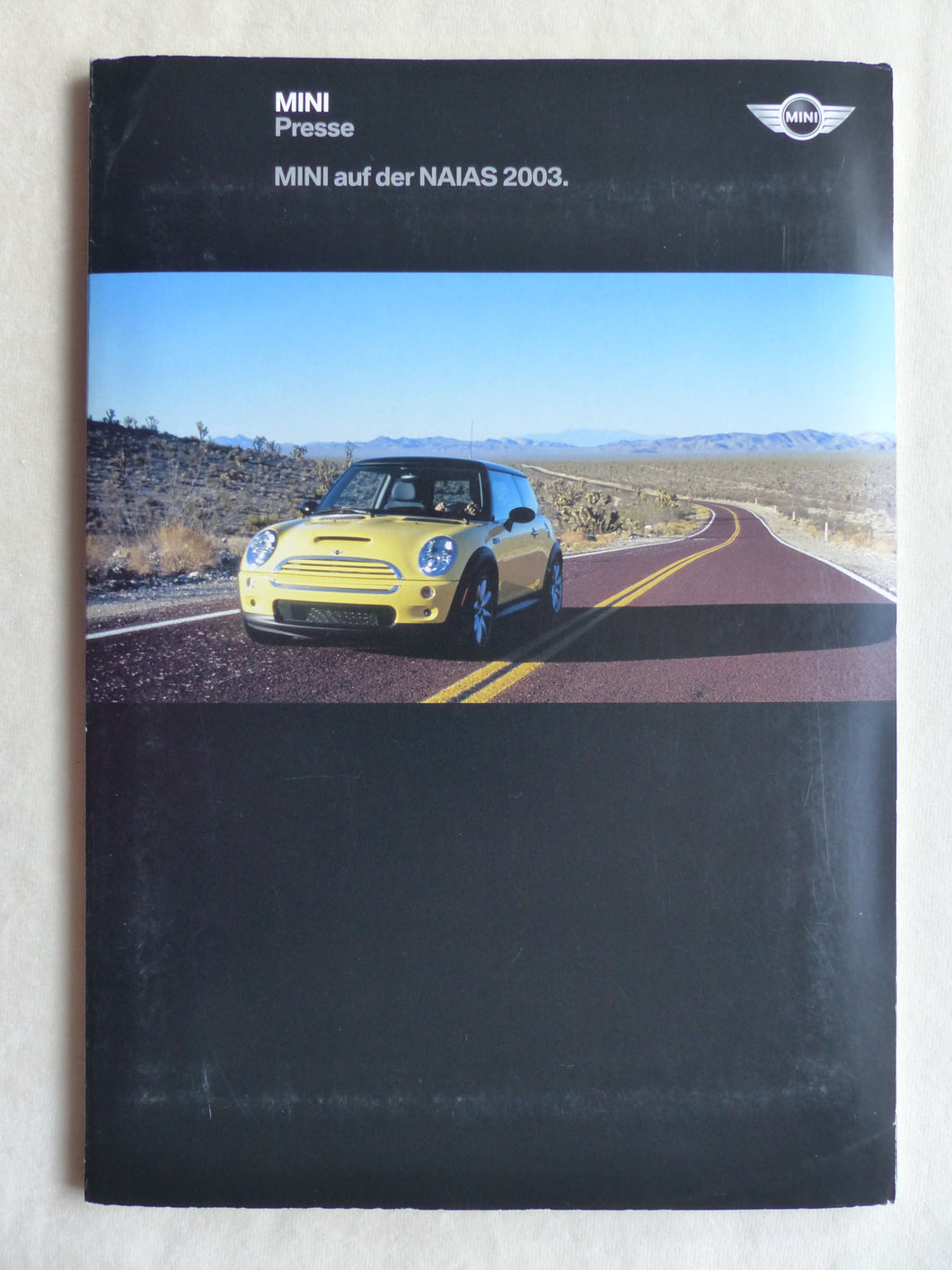 Mini Cooper S - Pressemappe Fotos press-kit 01.2003 NAIAS 2003
