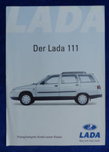 Lade das Bild in den Galerie-Viewer, Lada 111 Kombi MJ 2002 - Prospekt Brochure 07.2001
