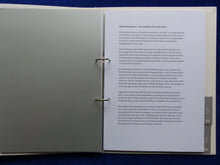 Lade das Bild in den Galerie-Viewer, Audi TechDay Leichtbau - A8 R8 quattro - Media-Info Hardcover press-kit 02.2011
