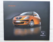 Lade das Bild in den Galerie-Viewer, Lancia Ypsilon MoMo Design Sondermodell MJ 2006 - Prospekt Brochure 08.2005
