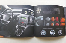 Lade das Bild in den Galerie-Viewer, Lancia Ypsilon MoMo Design Sondermodell MJ 2006 - Prospekt Brochure 08.2005
