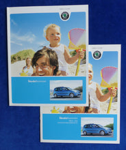 Lade das Bild in den Galerie-Viewer, Skoda Roomster MJ 2010 - Prospekt Brochure + Preisliste 04.2009
