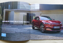 Lade das Bild in den Galerie-Viewer, Ford Programm 2021 - Mustang Mach-E Puma Kuga Explorer Focus - Prospekt 07.2020
