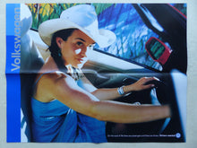 Lade das Bild in den Galerie-Viewer, VW 2001 Golf GTI Beetle Passat EuroVan - Poster US-Prospekt Brochure 2000 USA

