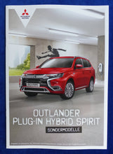 Lade das Bild in den Galerie-Viewer, Mitsubishi Outlander Hybrid Spirit Sondermodell - Prospekt Brochure 02.2021
