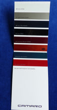 Lade das Bild in den Galerie-Viewer, Chevrolet 2001 Camaro Exterior Colors - US-Prospekt Brochure 2000 USA
