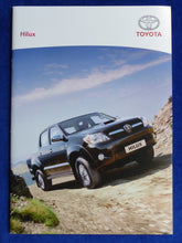 Lade das Bild in den Galerie-Viewer, Toyota Hilux Single Cab Extra Cab 4x4 - Prospekt Brochure 03.2008
