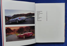 Lade das Bild in den Galerie-Viewer, Porsche Boxster S Typ 986 MJ 2002 - Hardcover Prospekt + Preisliste 08.2001
