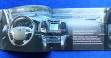 Lade das Bild in den Galerie-Viewer, Toyota Land Cruiser V8 MJ 2011 - Prospekt Brochure + Preisliste 09.2010
