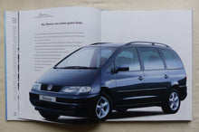 Lade das Bild in den Galerie-Viewer, VW Sharan MJ 2000 - Buch Hardcover Prospekt Brochure 05.1999
