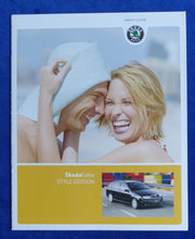 Lade das Bild in den Galerie-Viewer, Skoda Fabia Style Edition Sondermodell - Prospekt Preisliste Brochure 02.2006
