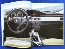 Lade das Bild in den Galerie-Viewer, BMW 3er Touring 330i Typ E91 MJ 2006 - Prospekt Brochure 02.2005
