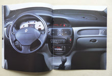 Lade das Bild in den Galerie-Viewer, Renault Scenic RX4 MJ 2002 - Prospekt Brochure 02.2002
