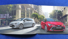 Lade das Bild in den Galerie-Viewer, Toyota Corolla GR Sport MJ 2023 - Prospekt Brochure + Preisliste 04.2022
