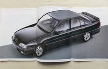 Lade das Bild in den Galerie-Viewer, Opel Omega 3000 MJ 1987 - Prospekt Brochure + Technische Daten 03.1987
