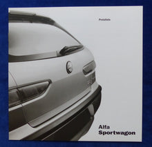 Lade das Bild in den Galerie-Viewer, Alfa Romeo 156 Sportwagon - Preisliste MJ 2001 - Prospekt Brochure 05.2000
