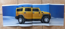 Lade das Bild in den Galerie-Viewer, Hummer 2003 H2 - Poster - US-Prospekt Brochure 2002 USA
