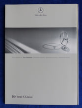 Lade das Bild in den Galerie-Viewer, Mercedes S-Klasse Typ 221 MJ 2006 - Pressemappe Fotos CD-Rom press-kit 06.2005
