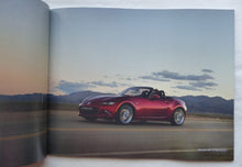 Lade das Bild in den Galerie-Viewer, Mazda MX-5 Roadster RF MJ 2017 - Prospekt Brochure + Preisliste 12.2016
