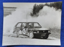 Lade das Bild in den Galerie-Viewer, Volkswagen Motorsport VW Golf I Rallye - Pressefoto press photo 80er

