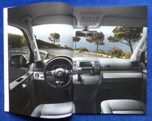 Lade das Bild in den Galerie-Viewer, VW Bus T5 Multivan Highline MJ 2011 - Prospekt Brochure + Preisliste 05.2010
