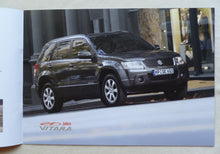 Lade das Bild in den Galerie-Viewer, Suzuki Grand Vitara 20 Jahre Sondermodell MJ 2010 - Prospekt Brochure 09.2009
