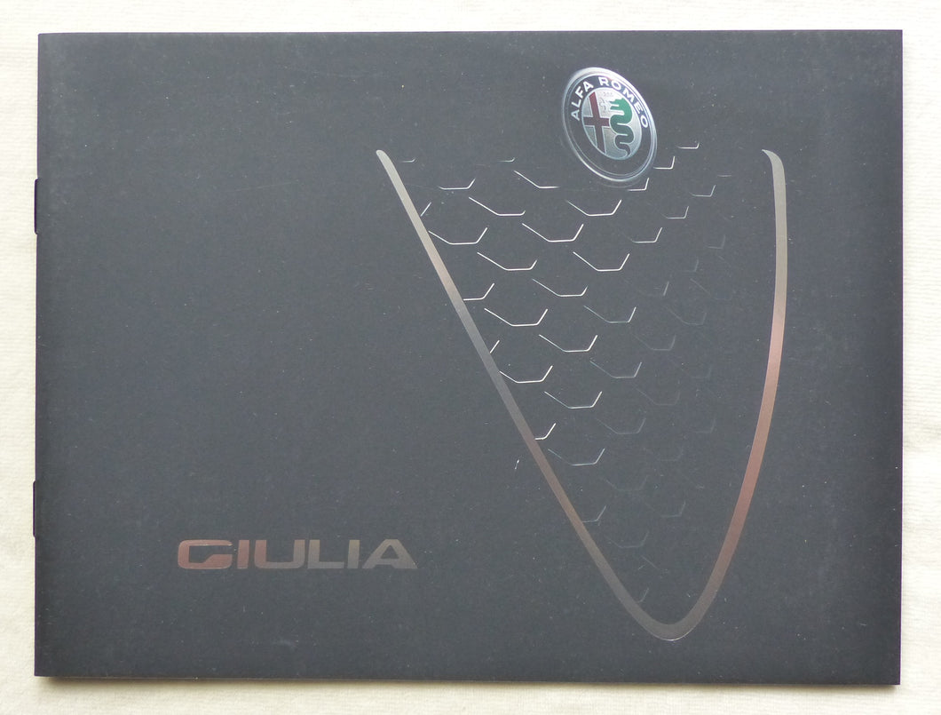 Alfa Romeo Giulia - Preview Prospekt Brochure 2016