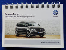 Lade das Bild in den Galerie-Viewer, VW Touran Argumente Verkauf intern MJ 2011 - Prospekt Brochure 05.2010
