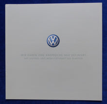 Lade das Bild in den Galerie-Viewer, VW Phaeton Leasing &amp; Mobilitätspaket MJ 2002 - Prospekt Brochure 01.2002

