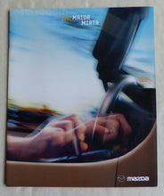 Lade das Bild in den Galerie-Viewer, 2002 Mazda Miata MX-5 Roadster - US-Prospekt Brochure 2001 USA
